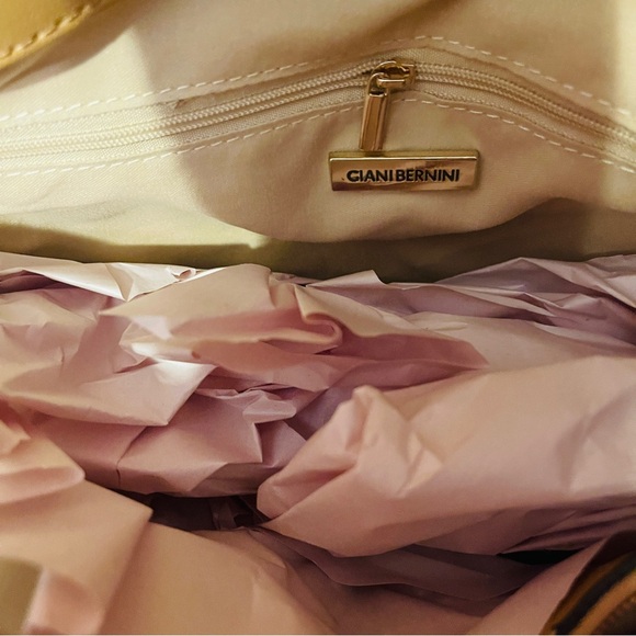 🎄SALE!! NWT Frisky, Fun Giani Bernini Christmas Holiday Tote & Matching Wallet!! - Picture 6 of 16